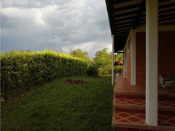 VENTA CASA CAMPESTRE VIA  QUIMBAYA  ALCALA (V.)