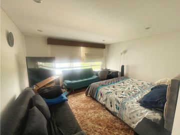 Se Vende Apartamento Grande Edificio Exclusivo La Castellana