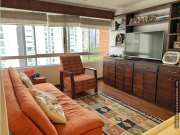 Se Vende Apartamento Grande Edificio Exclusivo La Castellana
