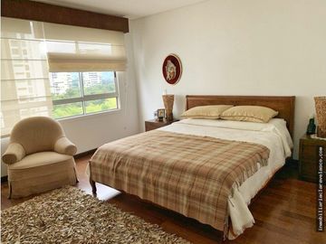 Se Vende Apartamento Grande Edificio Exclusivo La Castellana