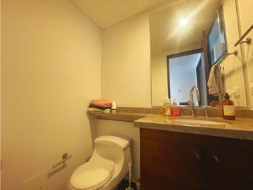 Se Vende Apartamento Grande Edificio Exclusivo La Castellana
