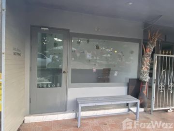 3 Bedroom Townhouse for sale in Khlong Sam, Pathum Thani