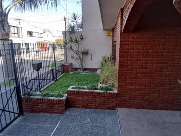 Casa en venta en Ramos Mejia Sur