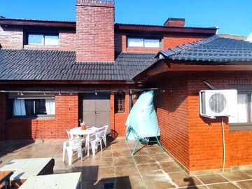 Casa en venta en Ramos Mejia Sur