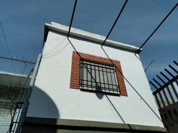 Casa PH en venta en Sarandi Oeste