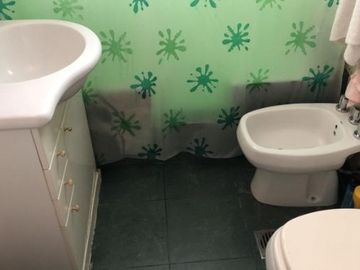 Casa PH en venta en Sarandi Oeste