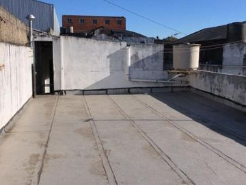 Casa PH en venta en Sarandi Oeste