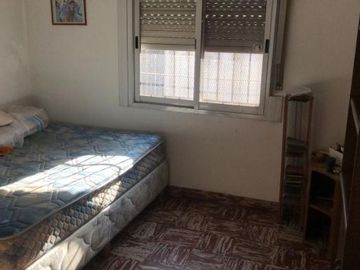 Casa PH en venta en Sarandi Oeste