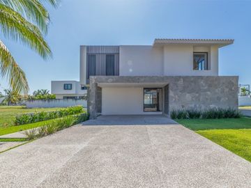 Casa Alamo 224, Los Tigres Residencial - Casa en venta en Nuevo Vallarta, Bahia de Banderas