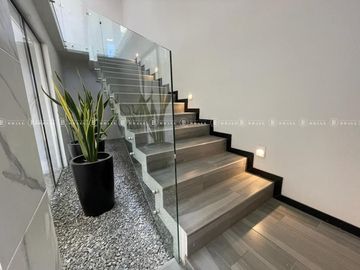 CASA EN VENTA EN   ALTOZANO