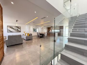 CASA EN VENTA EN   ALTOZANO