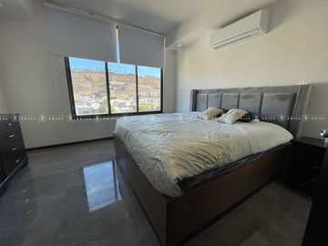 CASA EN VENTA EN   ALTOZANO