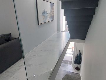 Casa en Venta Punto Sur con 4 habitaciones + Estudio