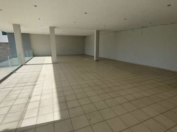 Casa en Venta Punto Sur con 4 habitaciones + Estudio