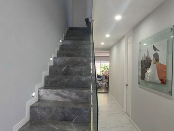 Casa en Venta Punto Sur con 4 habitaciones + Estudio