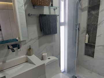 Casa en Venta Punto Sur con 4 habitaciones + Estudio