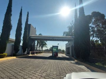 Casa en Venta Punto Sur con 4 habitaciones + Estudio
