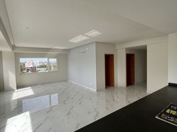 AMPLIO DEPARTAMENTO 3REC EN VENTA EN EL COUNTRY CLUB, GUADALAJARA