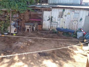 TERRENO PLANO CON CASA PARA REMODELAR CERCA PLAN