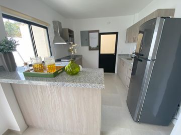 Venta de Casa 2 pisos, Vía a la Costa Km 19 , GYE CSG