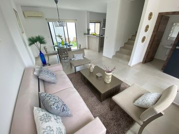 Venta de Casa 2 pisos, Vía a la Costa Km 19 , GYE CSG