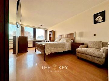Departamento en Venta en Av. Manquehue Sur - Alonso de Camargo