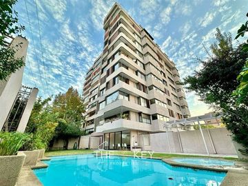 Departamento en Venta en Av. Manquehue Sur - Alonso de Camargo