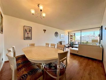 Departamento en Venta en Av. Manquehue Sur - Alonso de Camargo