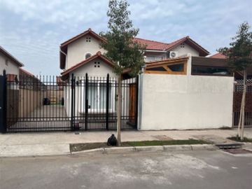 Casa en Venta en Condominio las torcazas