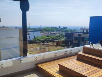 JC - SE VENDE EXPECTACULAR CASA EN PANCE
