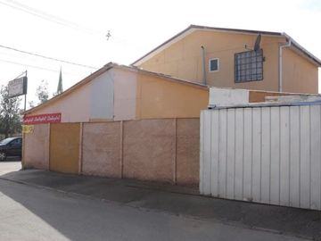 Vendo casa con negocio funcionando en Colín