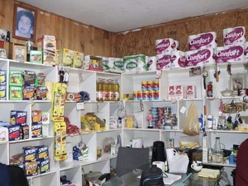 Vendo casa con negocio funcionando en Colín