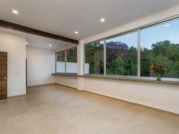 Casa con Loft Independiente en venta a Minutos del Centro de San Miguel