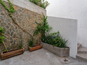 Casa con Loft Independiente en venta a Minutos del Centro de San Miguel