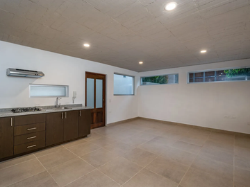 Casa con Loft Independiente en venta a Minutos del Centro de San Miguel