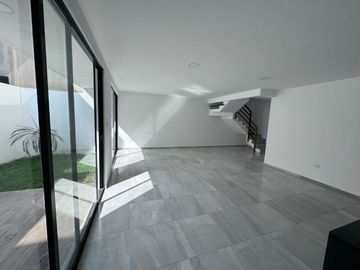 Casa en Venta  San Pedro Cholula - 12 pte - forjadores - recta - periférico