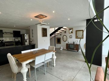 Loft en Venta  dos niveles - Periférico - Forjadores -San Diego