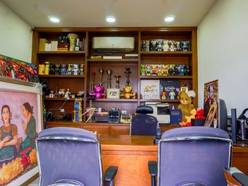 CASA EN VENTA EN LOMAS DEL CAMPESTRE