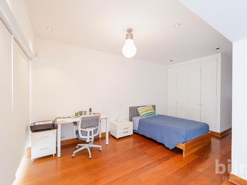 ESPECTACULAR DEPA CASA EN VENTA SAN ISIDRO PASOS DASSO GRAN TERRAZA SAN GABRIEL