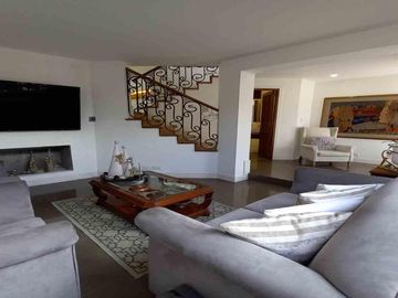 CASA EN ARRIENDO EN EL TREBOL