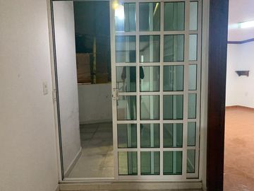 CASA EN RENTA, Circuito Dramaturgos, Cerca del colegio COPAN, SATELITE