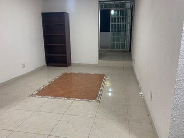 CASA EN RENTA, Circuito Dramaturgos, Cerca del colegio COPAN, SATELITE