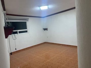 CASA EN RENTA, Circuito Dramaturgos, Cerca del colegio COPAN, SATELITE