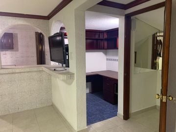CASA EN RENTA, Circuito Dramaturgos, Cerca del colegio COPAN, SATELITE