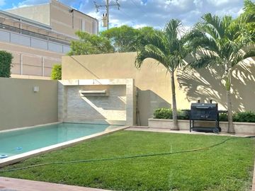 Casa en Venta en privada dentro de Merida