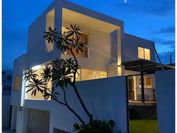 CASA EN VENTA EN CONDOMINIO EN LA COLONIA CHAPULTEPEC CUERNAVACA MOR