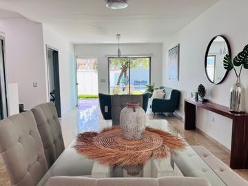 Casa en Fraccionamiento en Lomas de Jiutepec Jiutepec - ROQ-1257-Fr