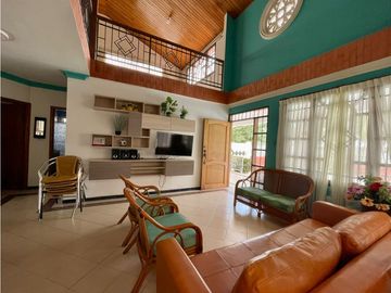 Se vende cabaña en pozos colorados Santa Marta
