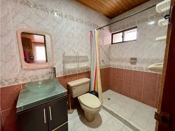 Se vende cabaña en pozos colorados Santa Marta