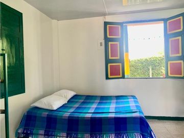 VENTA FINCA FAMILIAR Y DE TURISMO EN MONTENEGRO QUINDIO
